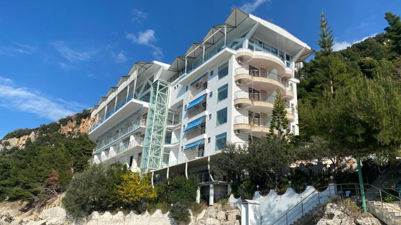 Nimfa Hotel Vlorë