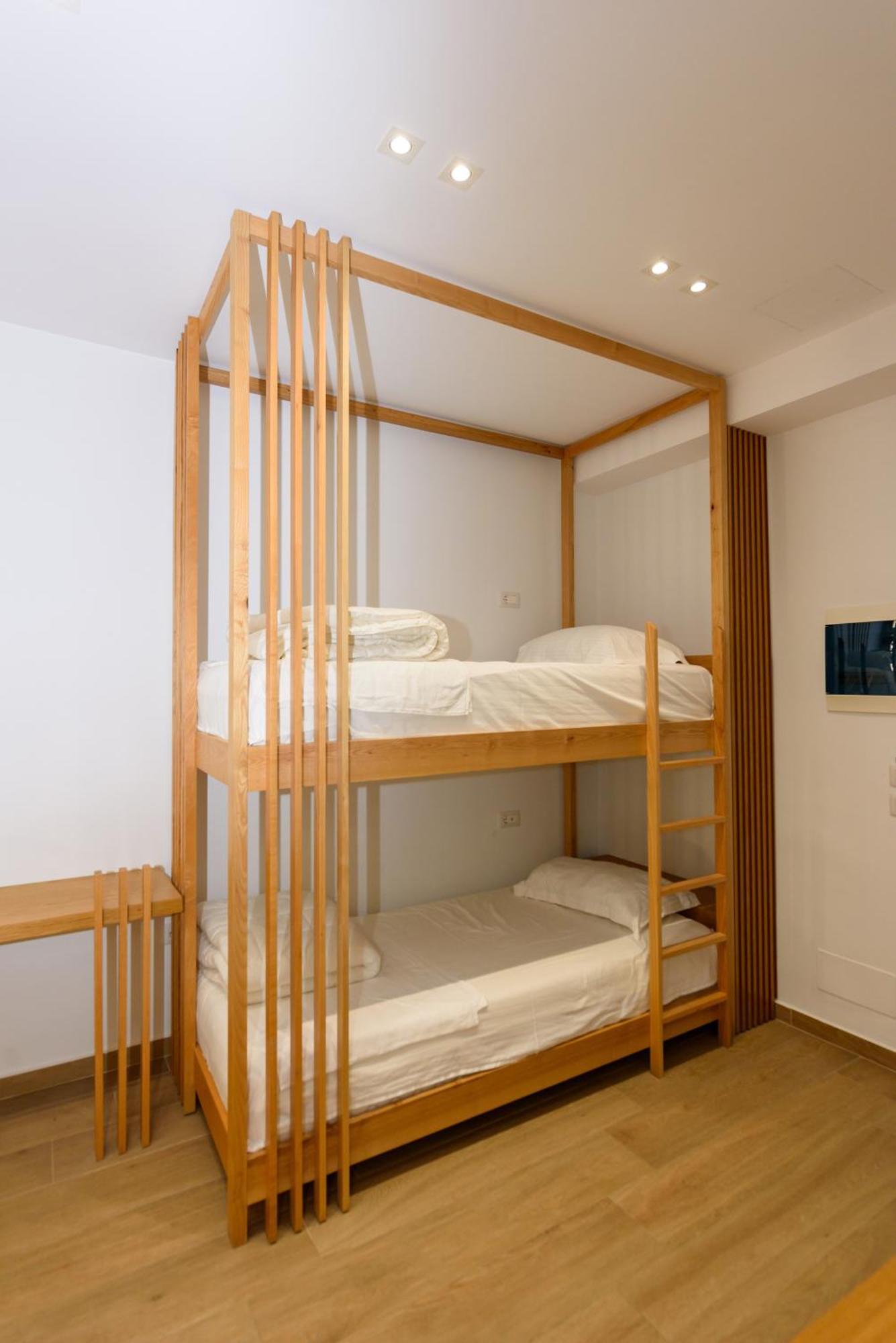 Nimfa Hotel 3*