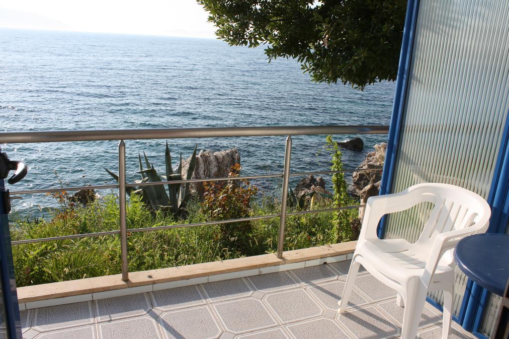 Nimfa Hotel 3*